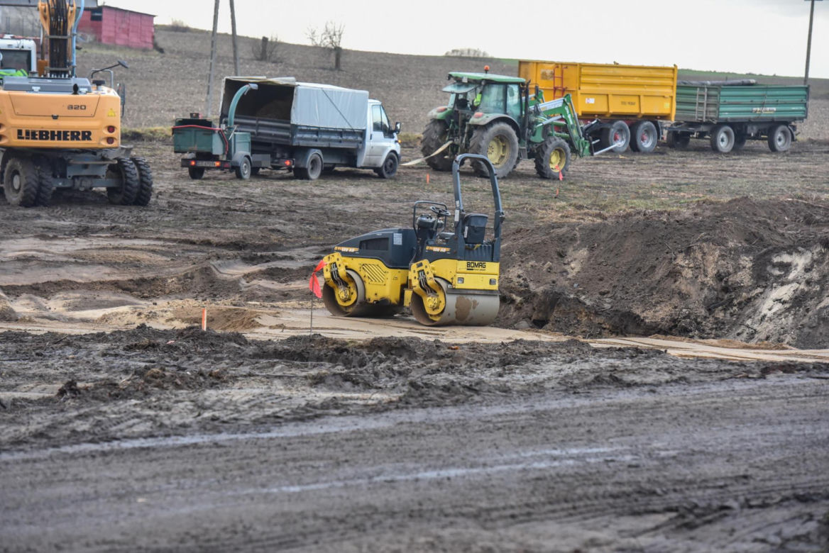 Trwa budowa wielkiego pomnika Matki Boskiej. Sprawdziliśmy postępy