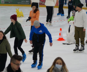 Tłumy na bydgoskim lodowisku Torbyd [GALERIA]