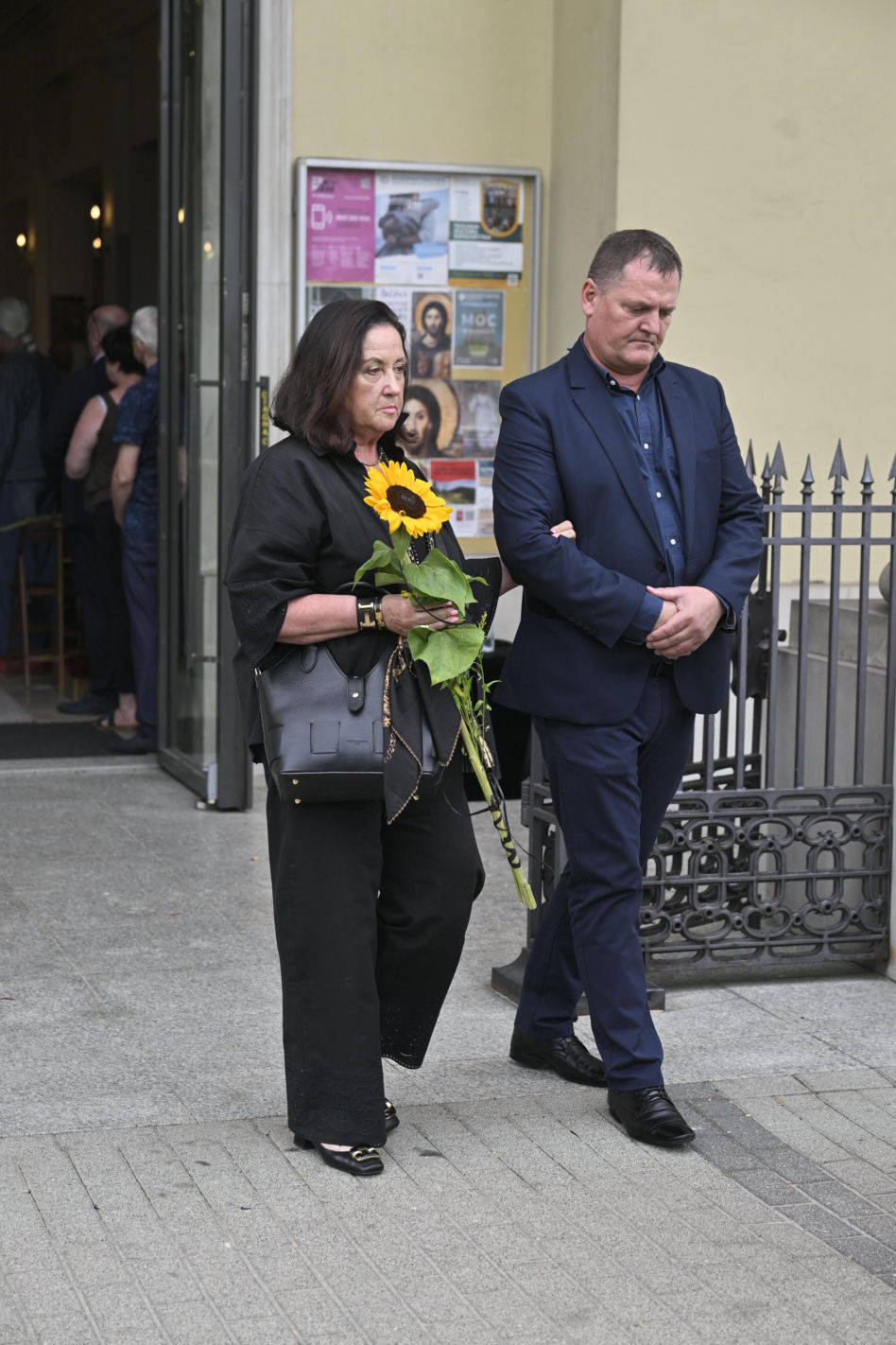 Pogrzeb Igi Cembrzyńskiej. Tłum gwiazd oddaje hołd wielkiej artystce