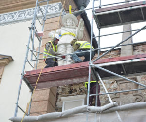 Barokowa perła architektury pięknieje. Trwa remont w kieleckim pałacu