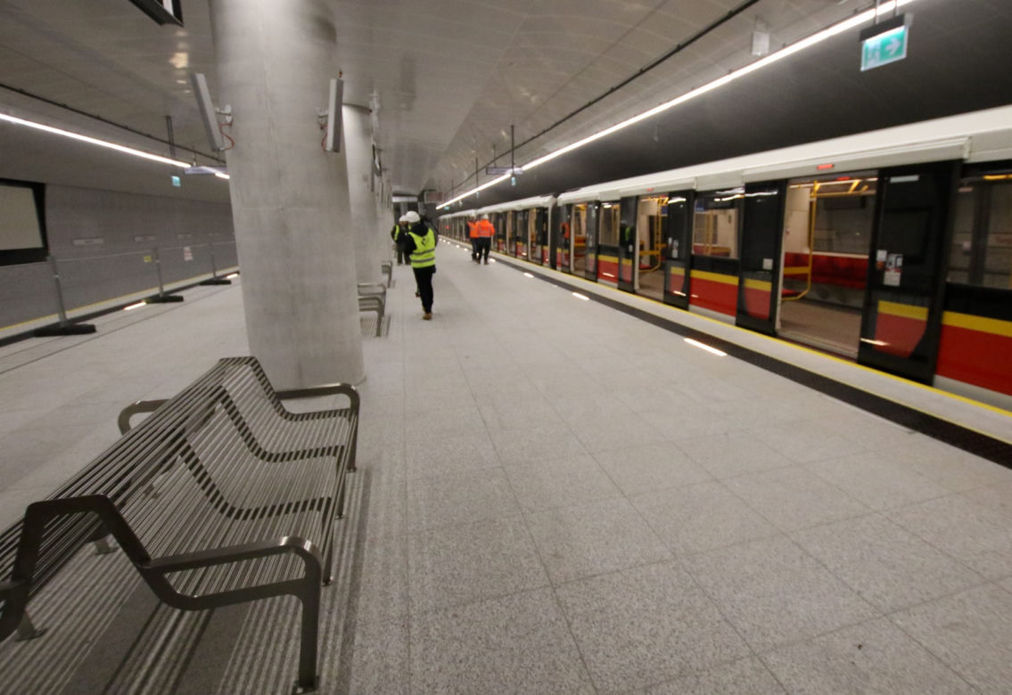 Testowy przejazd metra na Targówku