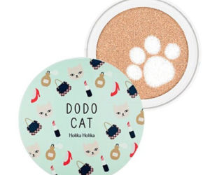 Holika Holika Face2Chance DoDoCAT Glow Cushion - krem BB
