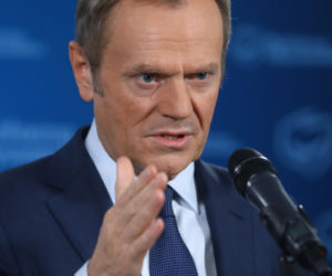  Przewodniczący PO złożył kontrowersyjne życzenia
