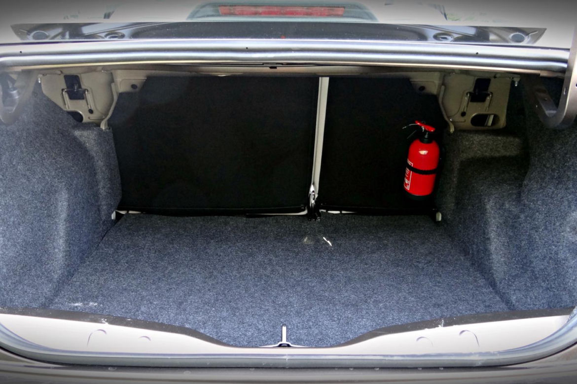 Peugeot 301