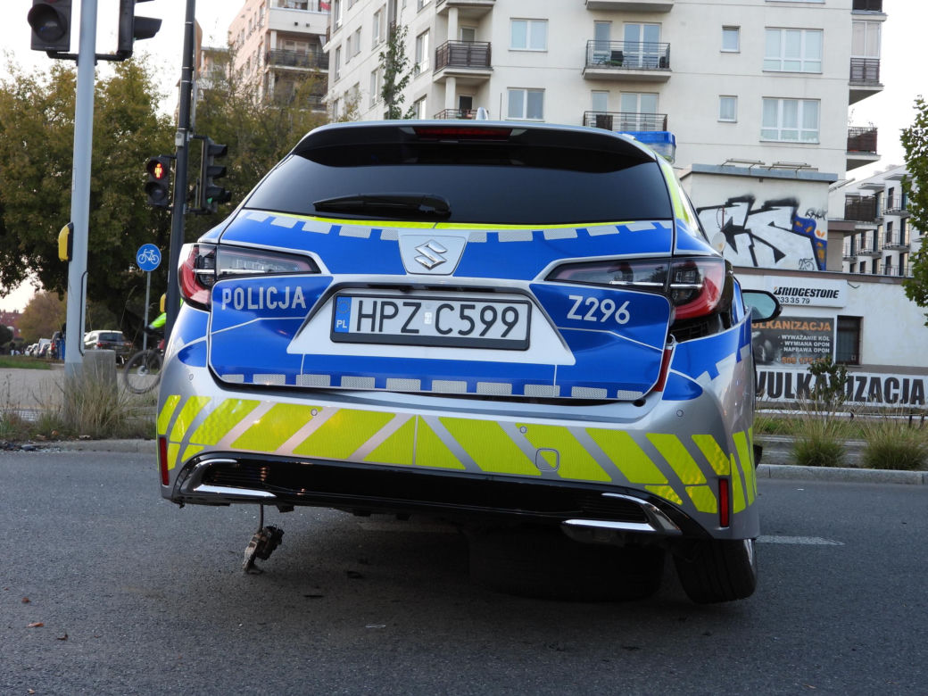Dachowanie radiowozu. Bielany