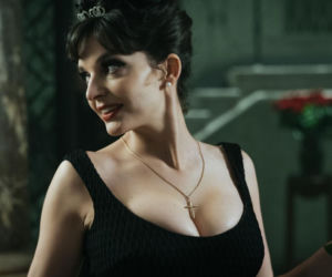 Maria Dębska jako Kalina Jędrusik