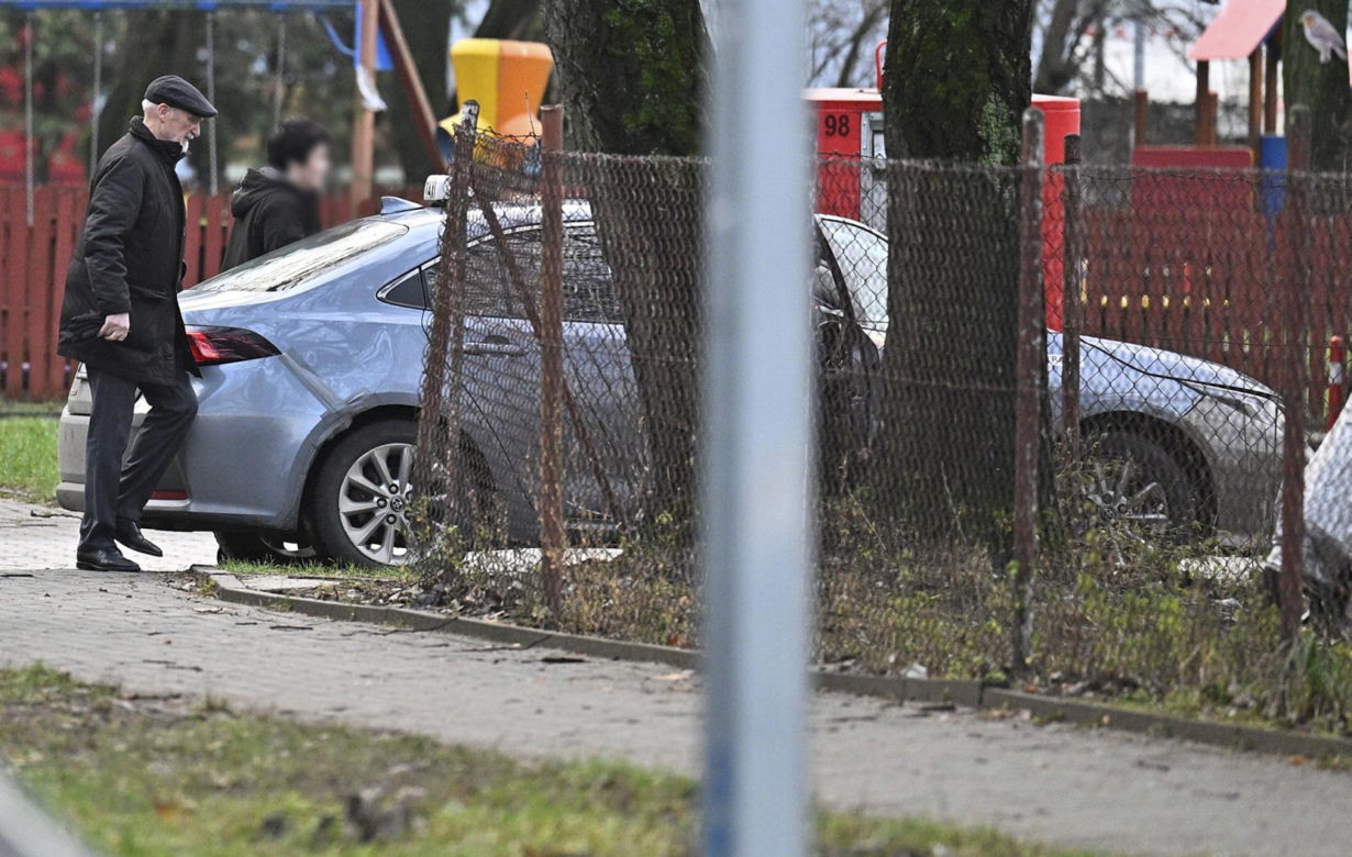 Antoni Macierewicz przesiadł się do taksówki 