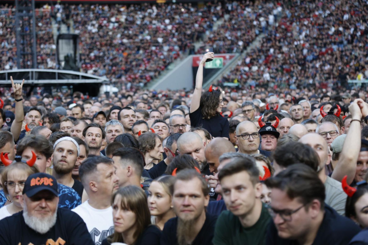 Koncert AC/DC w Warszawie (4.07.2025) - część druga. Organizatorem koncertu jest Live Nation