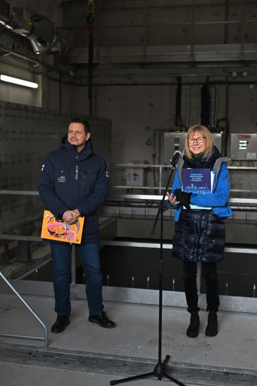 Weszliśmy do ogromnej rury. Nią popłynie deszczówka z połowy Warszawy 