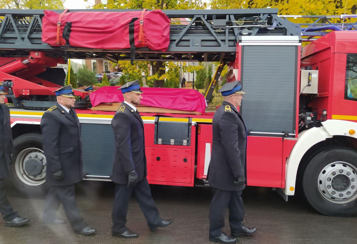 Pogrzeb asp. Bartłomieja Pieroga, jednego z dwóch strażaków, którzy zginęli w pożarze w Nisku