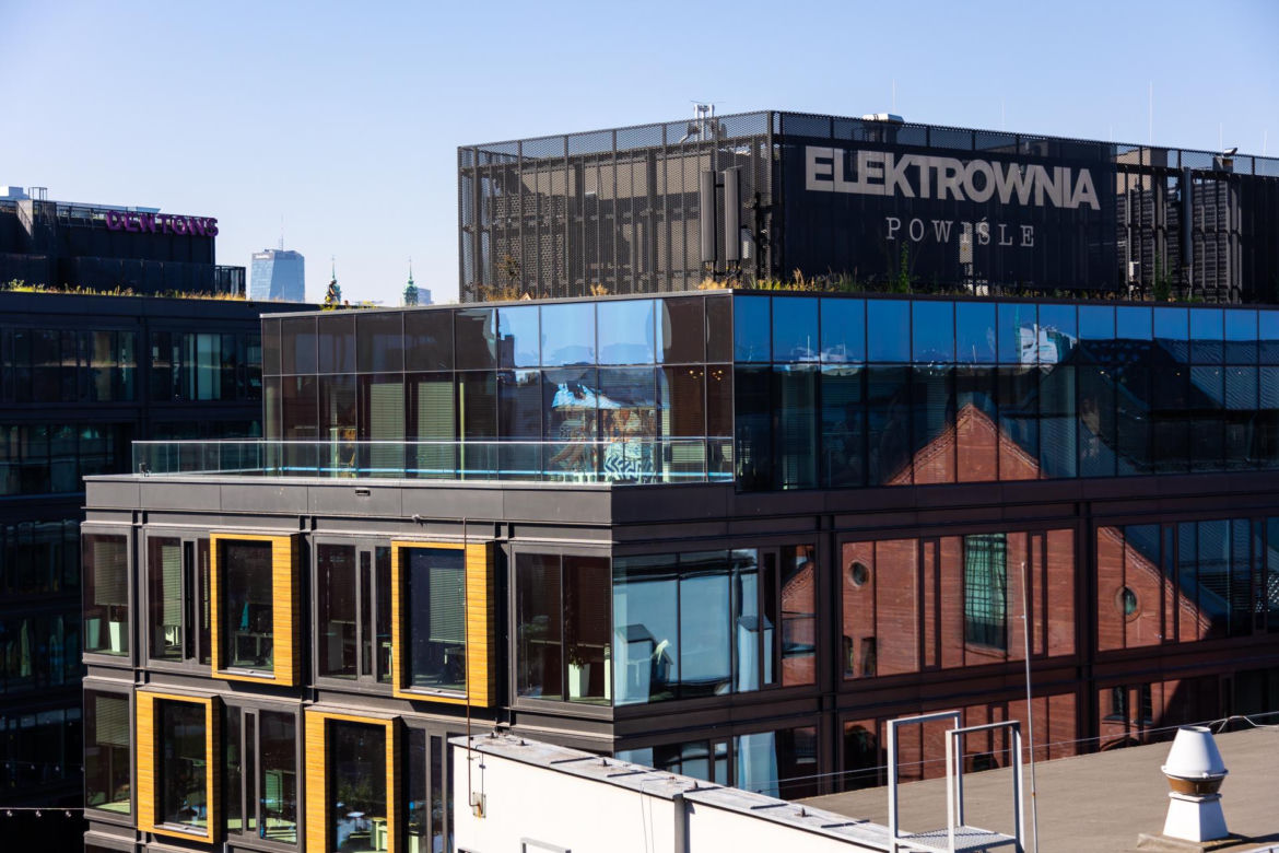 Elektrownia Powiśle – odbicie w szybie