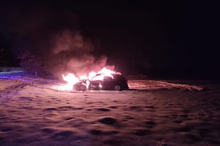 Powiat łukowski: w Helenowie spłonął samochód osobowy