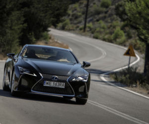 Lexus LC500 5.0 V8 477 KM Carbon