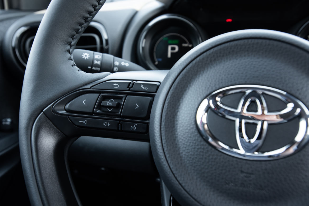 2020 Toyota Yaris 1.5 HYBRID Premiere Edition (Tokyo Fusion)