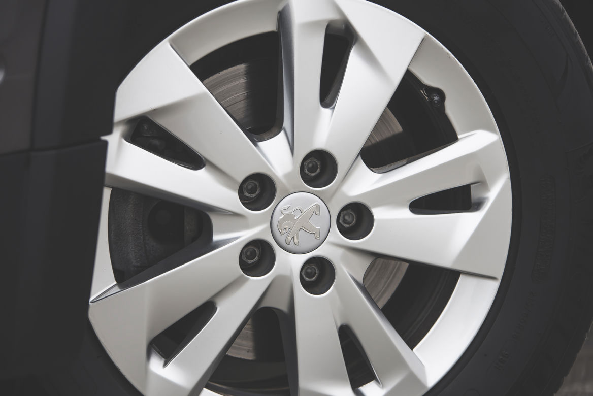 Peugeot Rifter Allure 1.5 D 130 KM MT6