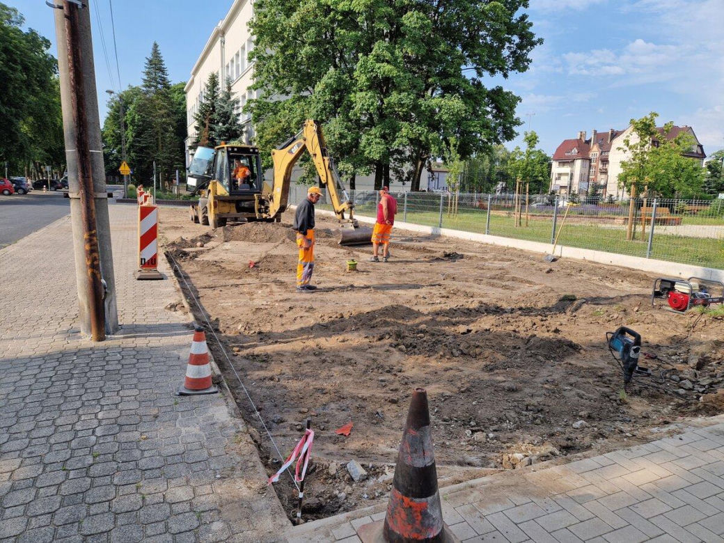 Budowa ścieżki rowerowej wzdłuż Alei Konstytucji 3 Maja