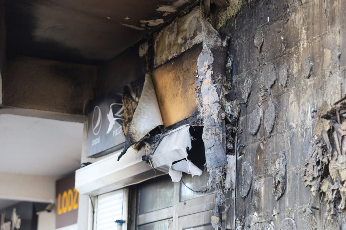 Pożar restauracji w Ostródzie. Sandacza jadł tu niedawno Karol Nawrocki