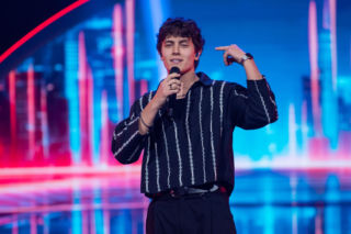 „Tańczmy jak nam miłość gra”: Kaeyra, Zalia i Oskar Cyms w walentynkowym koncercie TVP2