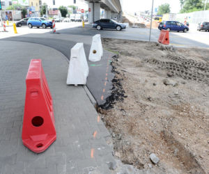 Kierowcy wściekli w korku a na budowie pusto
