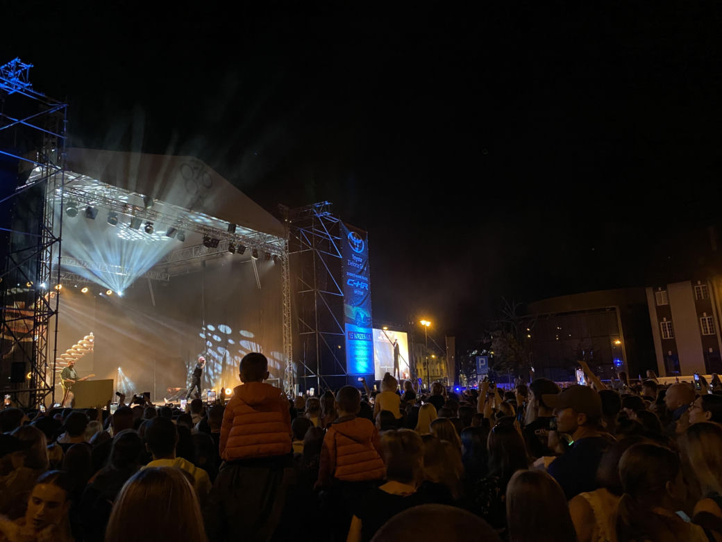  Winobranie 2023. Koncert Smolastego rozgrzał publiczność w Zielonej Górze! Tak się bawiliście [galeria]