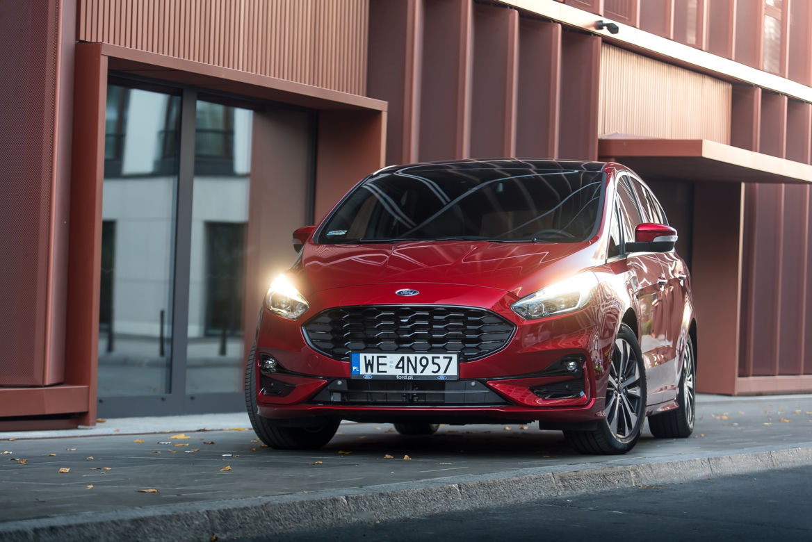 Ford S-MAX Hybrid ST-Line