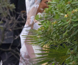  Kourtney Kardashian wzięła kolejny ślub. ta sukienka to jakiś kosmos!