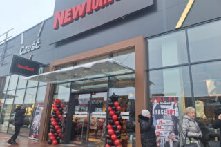 Na to czekały tysiące tarnogórzan. Park handlowy S1 w Tarnowskich Górach w końcu otwarty. Promocje i DJ rozkręcają to miejsce