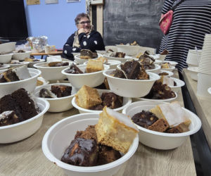 Wigilia w Coffee House Waryńskiego 19. Święty Mikołaj przyszedł do potrzebujących wsparcia