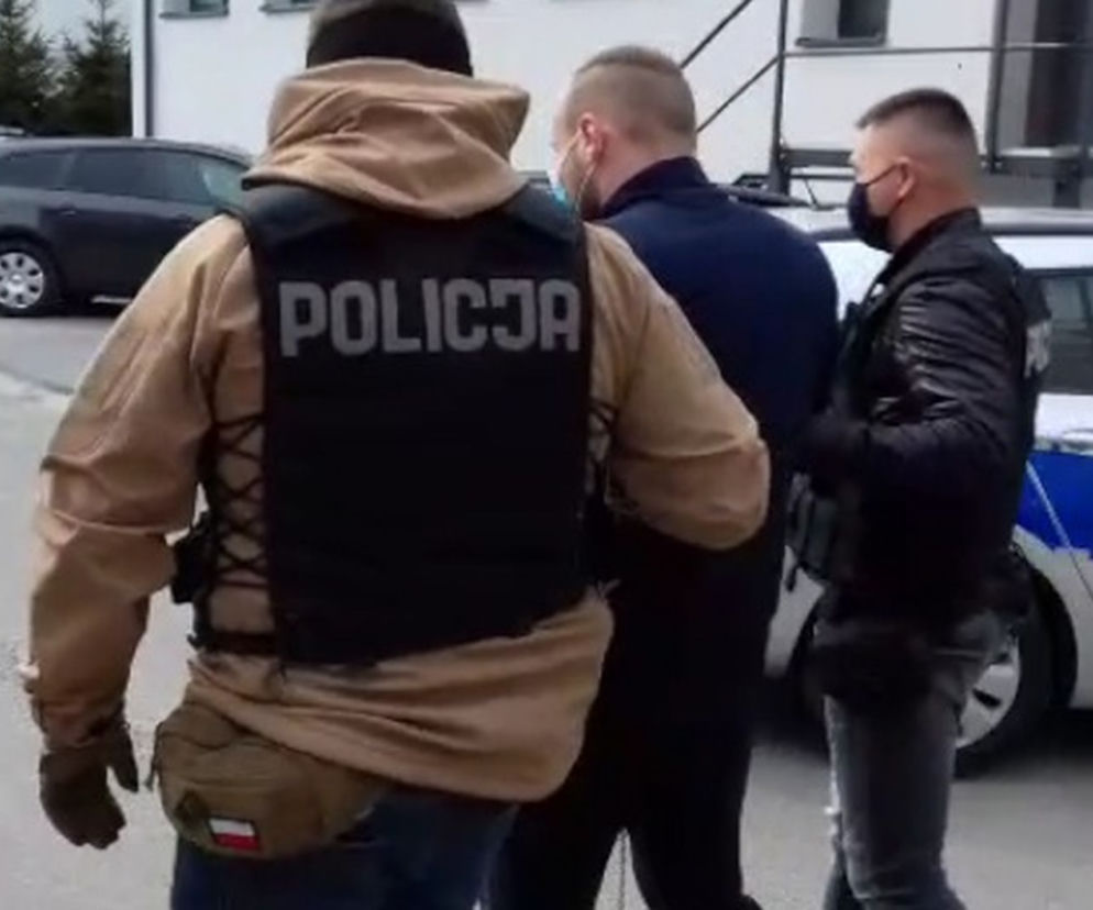 Łuków: WBIŁ NÓŻ w plecy kolegi. 22-latek zatrzymany przez antyterrorystów