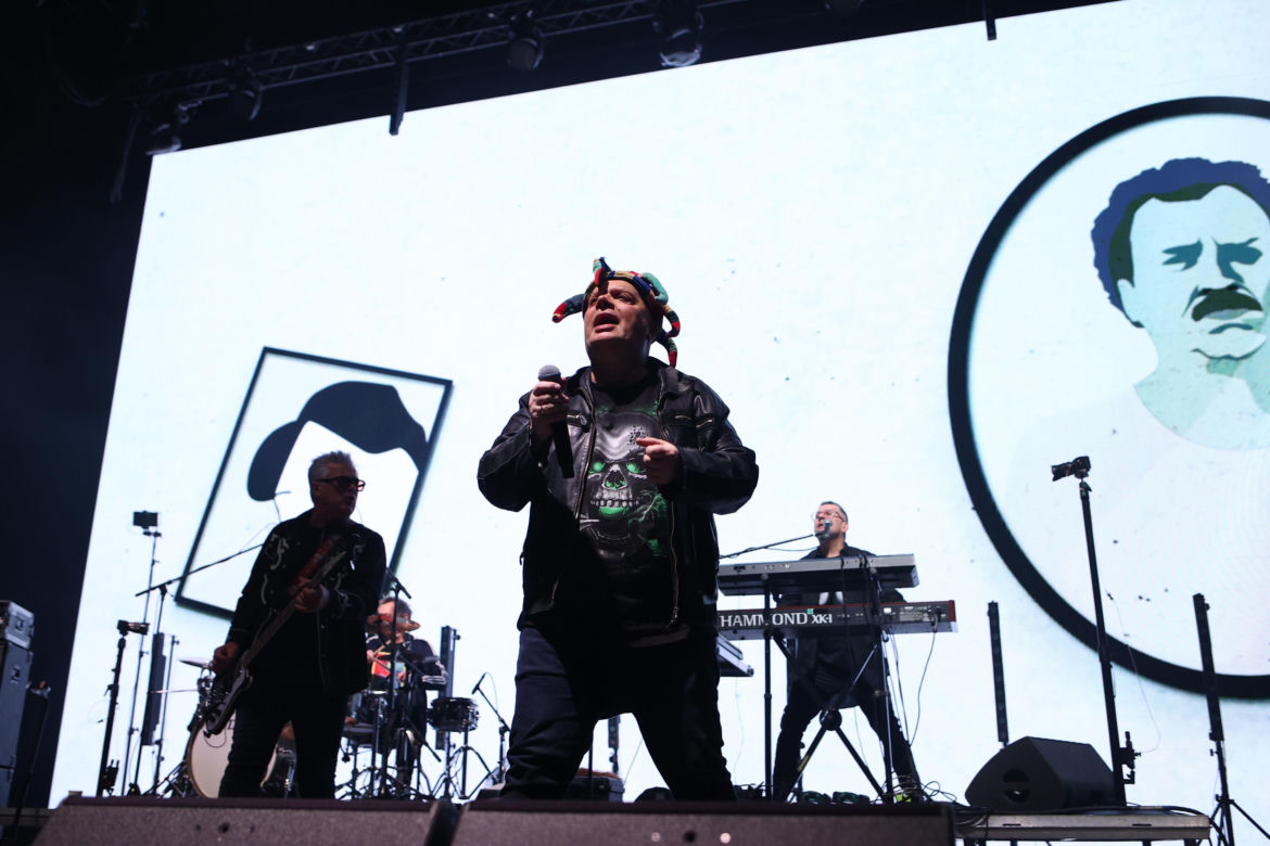 Koncert "Zadzwońcie po milicję" w katowickim Spodku