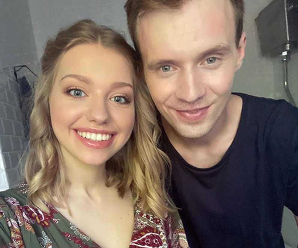 Przyjaciółki 16 sezon. Julka i Antek pokazali jak będzie wyglądać ich nowe życie! Pozbędą się nawiedzonej teściowej?