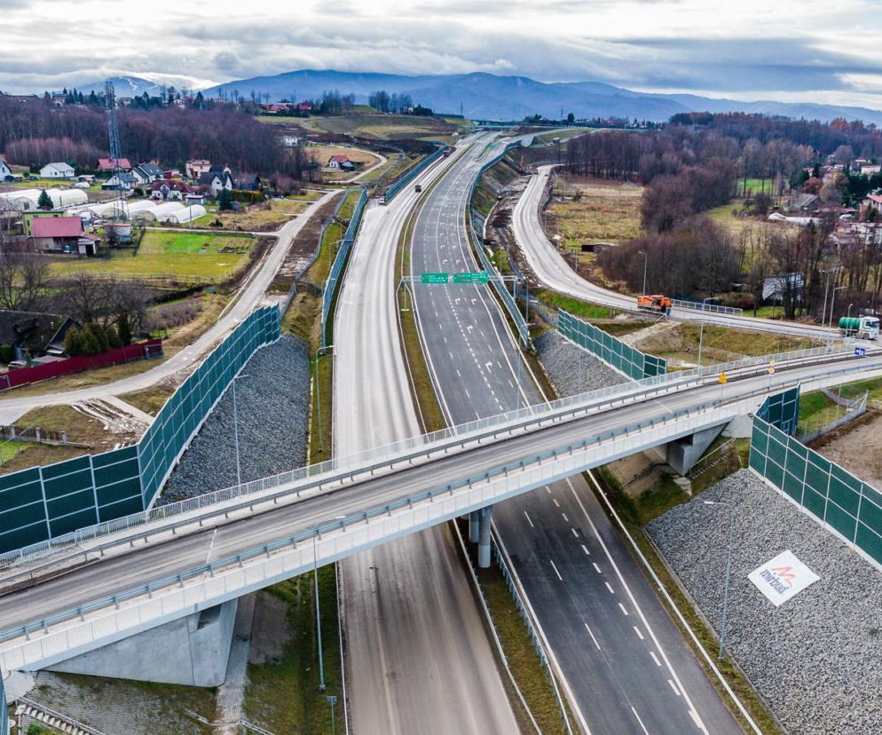 Otwierają drogę, która wchłonęła słynny zakręt idiotów
