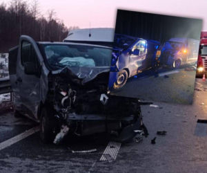 Zderzenie trzech pojazdów na S8. Są zabici i ranni! „Droga jest kompletnie zablokowana”