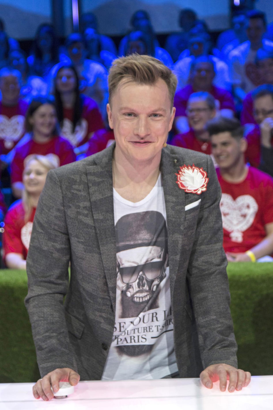Od nastolatka z "Na Wspólnej" do eleganckiego mężczyzny. Tak zmieniał się Jakub Wesołowski
