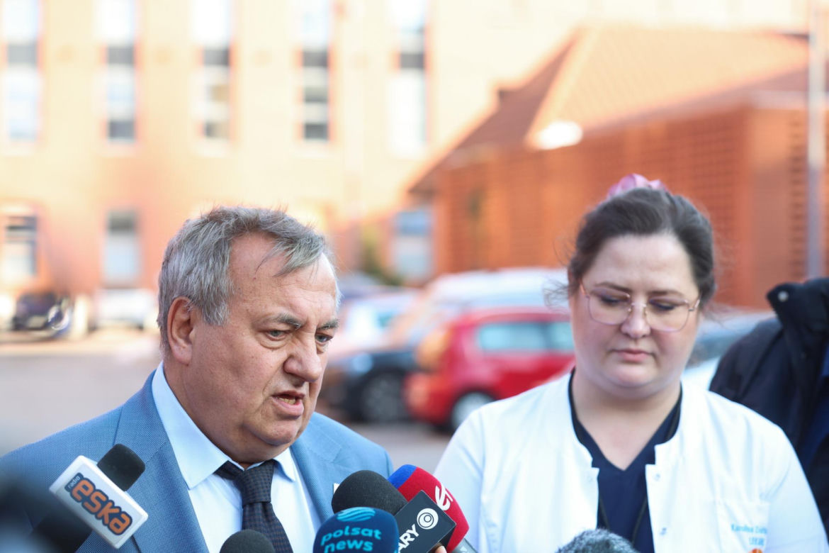 Ratownicy dotarli do najciężej rannego górnika. Ma poparzone 70 procent ciała