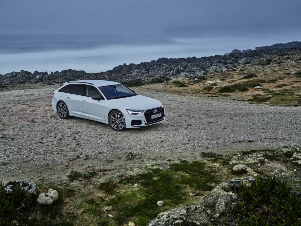 (2020) Audi A6 Avant TFSI e quattro