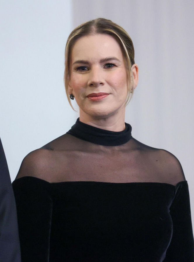 Czarna suknia z prześwitami pierwszej damy rozpaliła Pałac Prezydencki