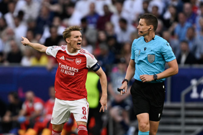 Liga mistrzów. Mecz PSG - Arsenal