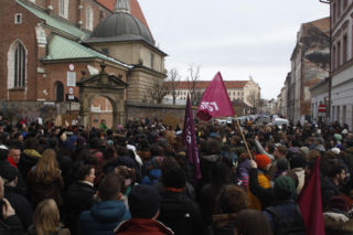 Protesty na krakowskim Kazimierzu w obronie kamienic