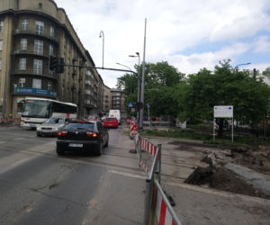 Apokalipsa na Al. Trzech Wieszczów. Rozkopane ulice, horror na drogach