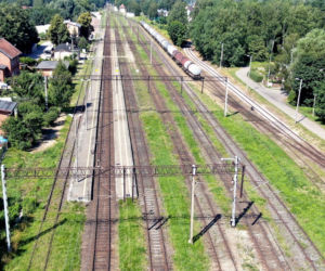 Szybsze podróże koleją z Olsztyna do Dobrego Miasta. Umowa na modernizację linii podpisana