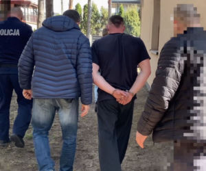 Szaleniec z Zielonki złapany. Już nikogo igłą nie ukłuje. Do akcji wkroczyli antyterroryści