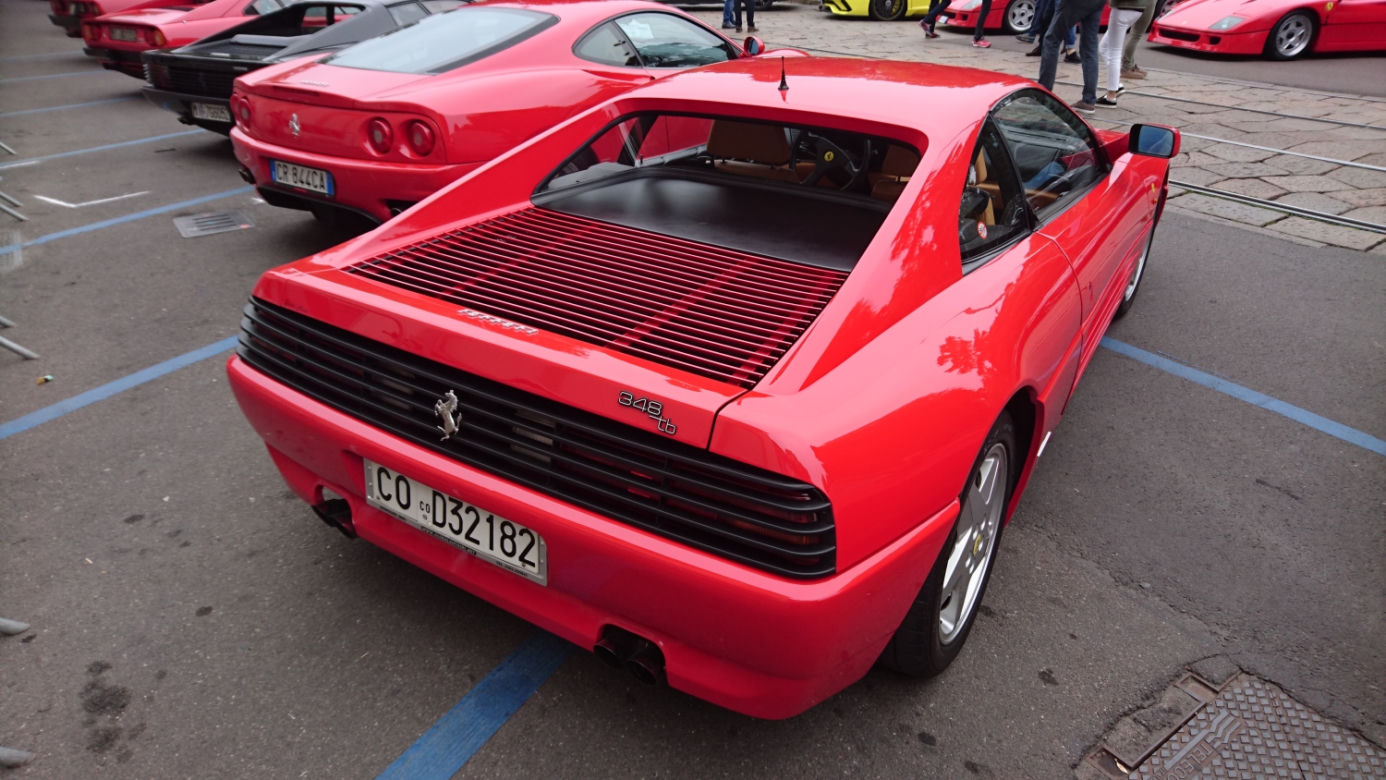 Zlot miłośników Ferrari w Mediolanie - Raduno Internazionale Ferrari 2017