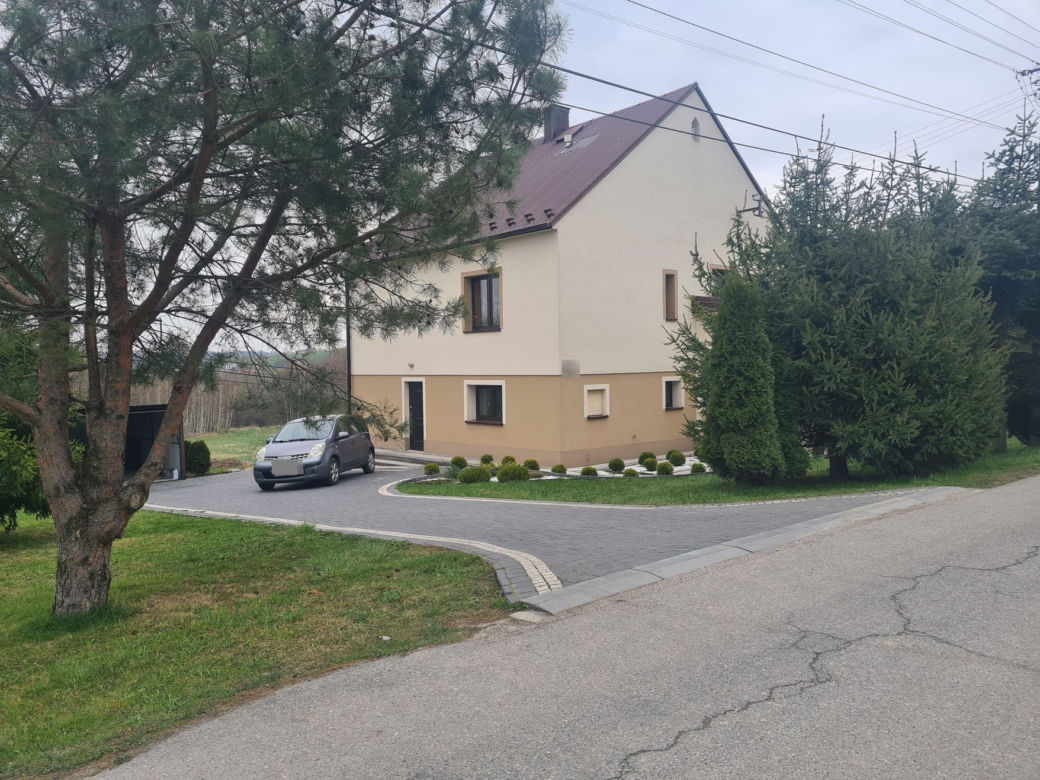 Tragedia w Gnojniku. Edyta nie mogła się pogodzić z chorobą synka i rzuciła się do studni 