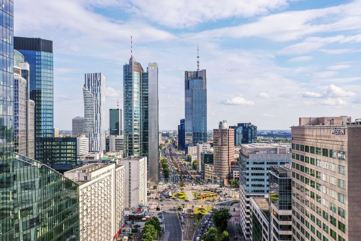 Szklany kolos wreszcie skończony. Kiedy otwarcie Varso Tower?