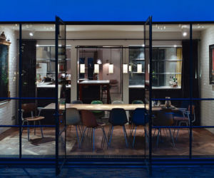 Mieszkanie w kamienicy i przeszklenia w stylu loft