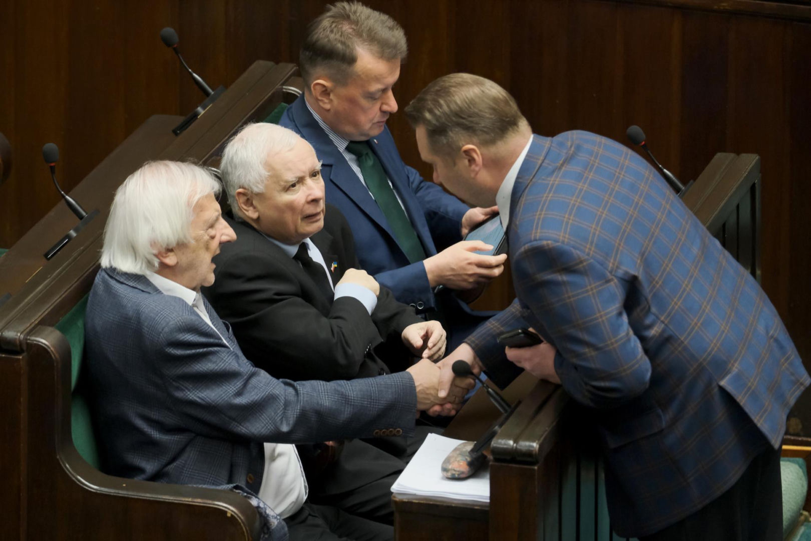 Ярослав Качиньский не ожидал удара именно с этой стороны! Два доверенных политика…