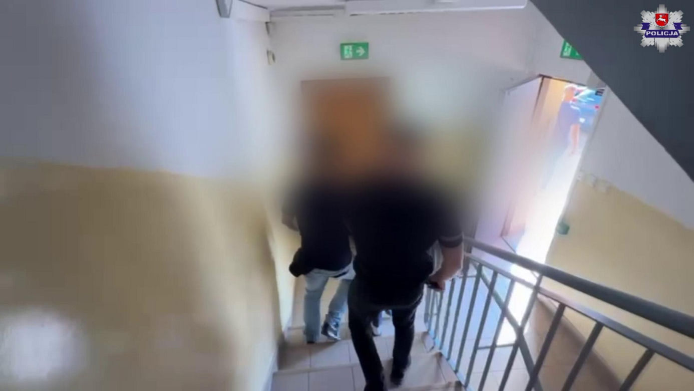 Dręczyli Roberta przez kilka godzin. Przypalali rozgrzaną maczętą, grozili obcięciem palców, brutalnie bili. Najmłodszy sprawca miał 17 lat