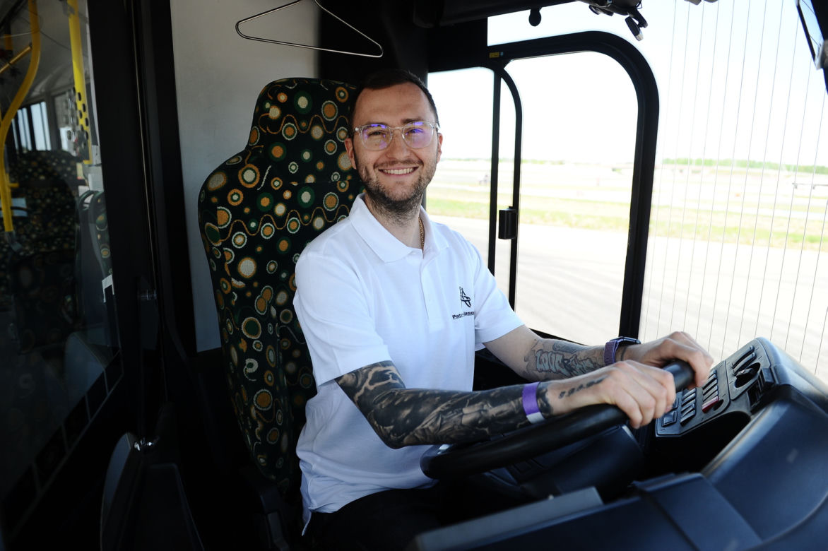 Pachołki latały jak kręgle. Tak wyglądały mistrzostwa kierowców autobusów 