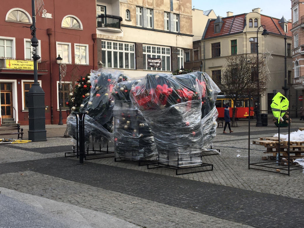 Montaż instalacji świątecznych w Grudziądzu